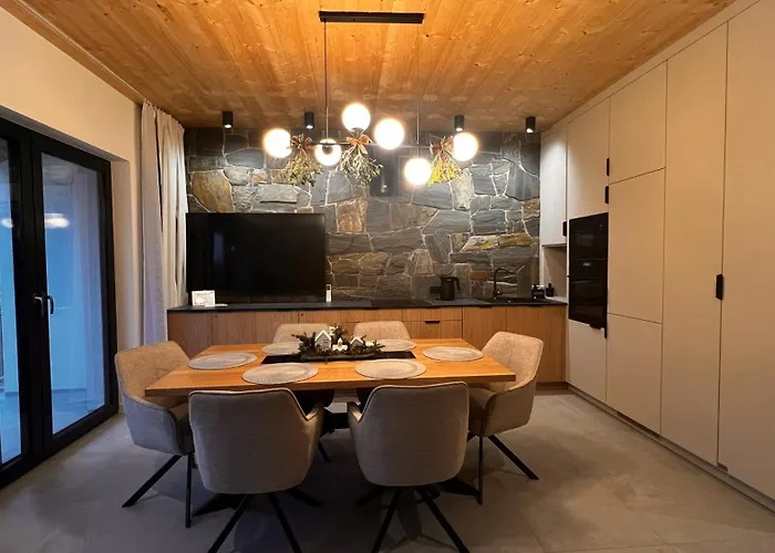 아파트 Goralove *